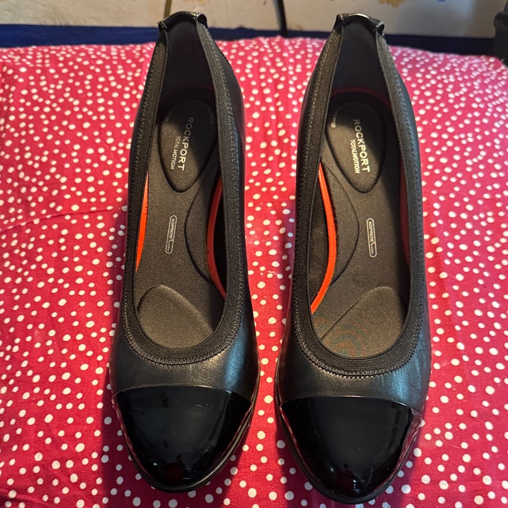 Rockport Women's Black Patent Toe Heels